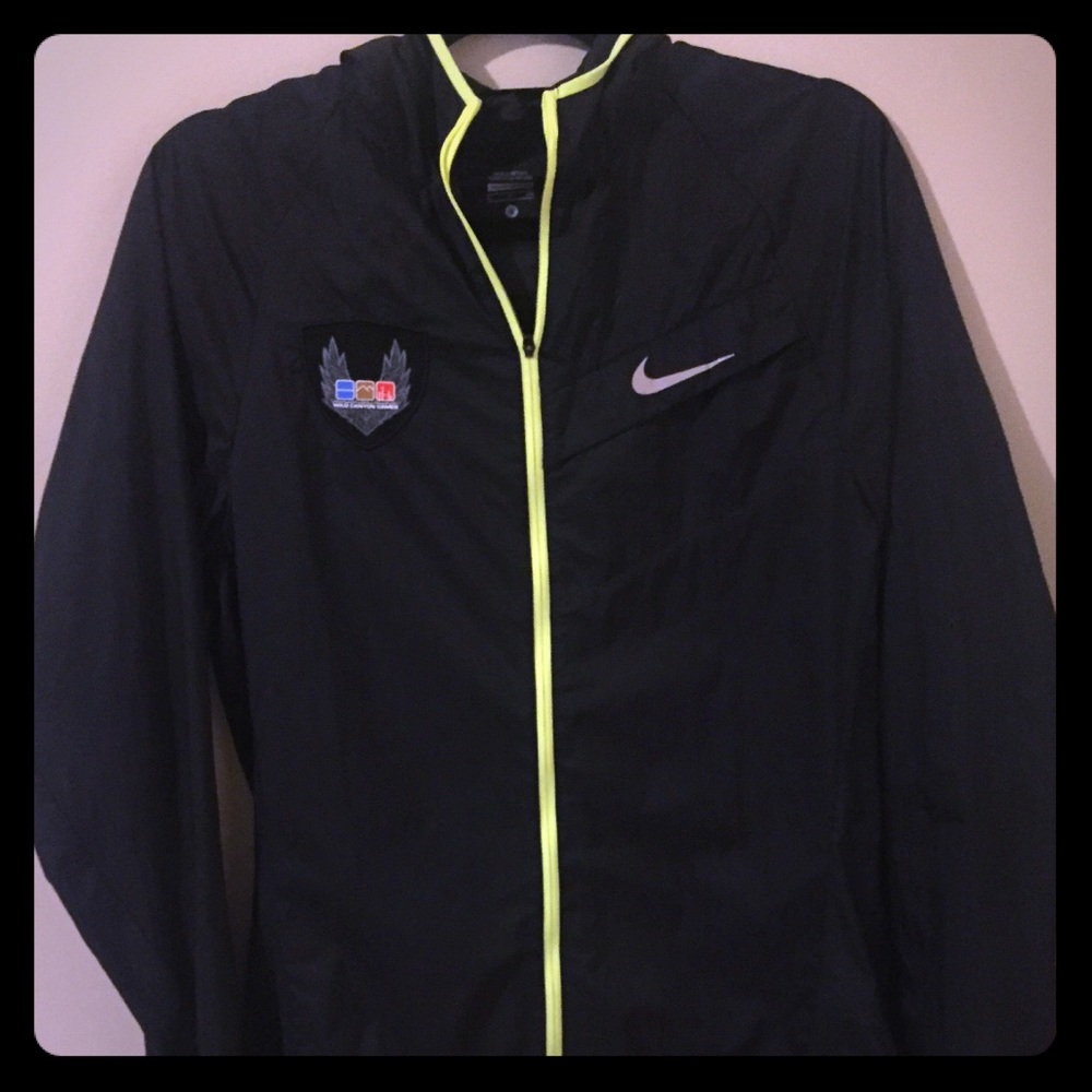 Nike Wind Breaker